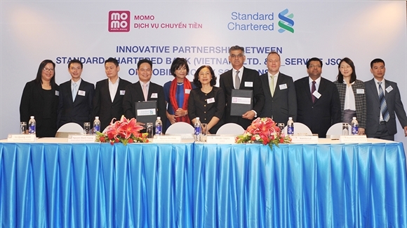 Standard Chartered triển khai dịch vụ ví điện tử trên di động tại Việt Nam cùng M_Service