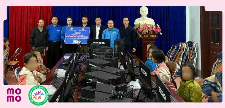 Phòng tin học đầu tiên đã đến với học sinh vùng cao Xím Vàng, Sơn La
