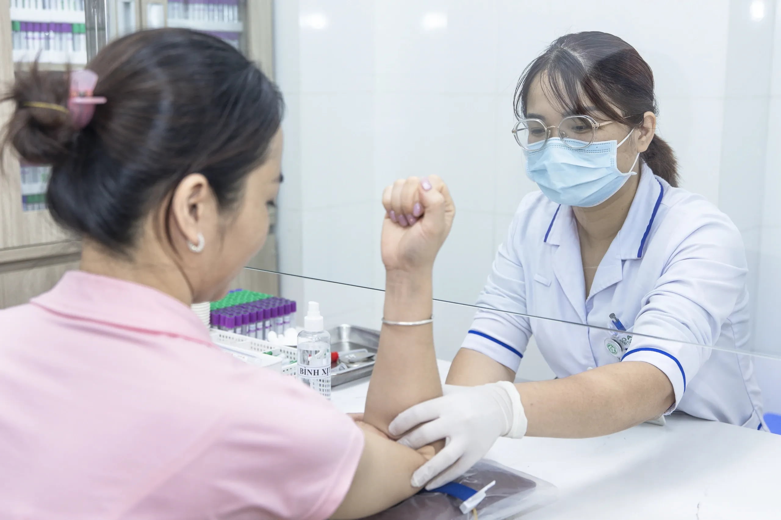 Điều kiện hưởng 100% chi phí khi tham gia BHYT 5 năm liên tục 