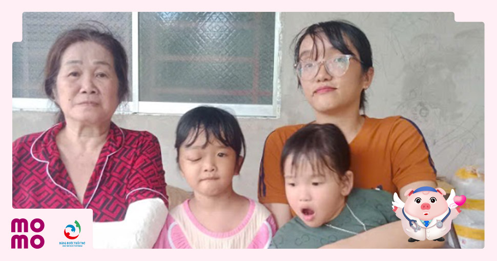 Bé Đào Nguyễn Gia Hân 4 tuổi, mắc u sợi thần kinh