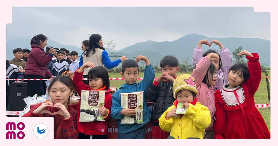 Góp sức mang đến mùa xuân ấm áp cho các em nhỏ