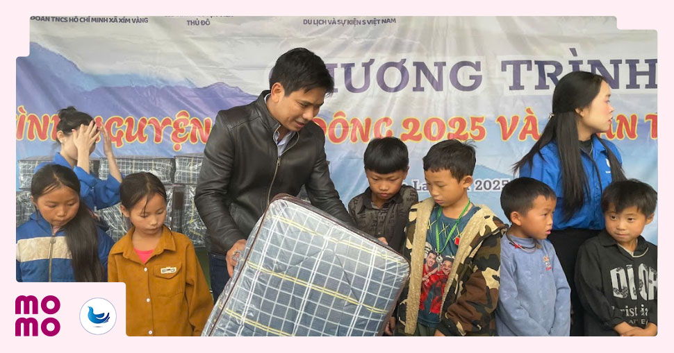 Trẻ em vùng cao rất cần những chiếc chăn ấm để vượt qua mùa đông lạnh giá