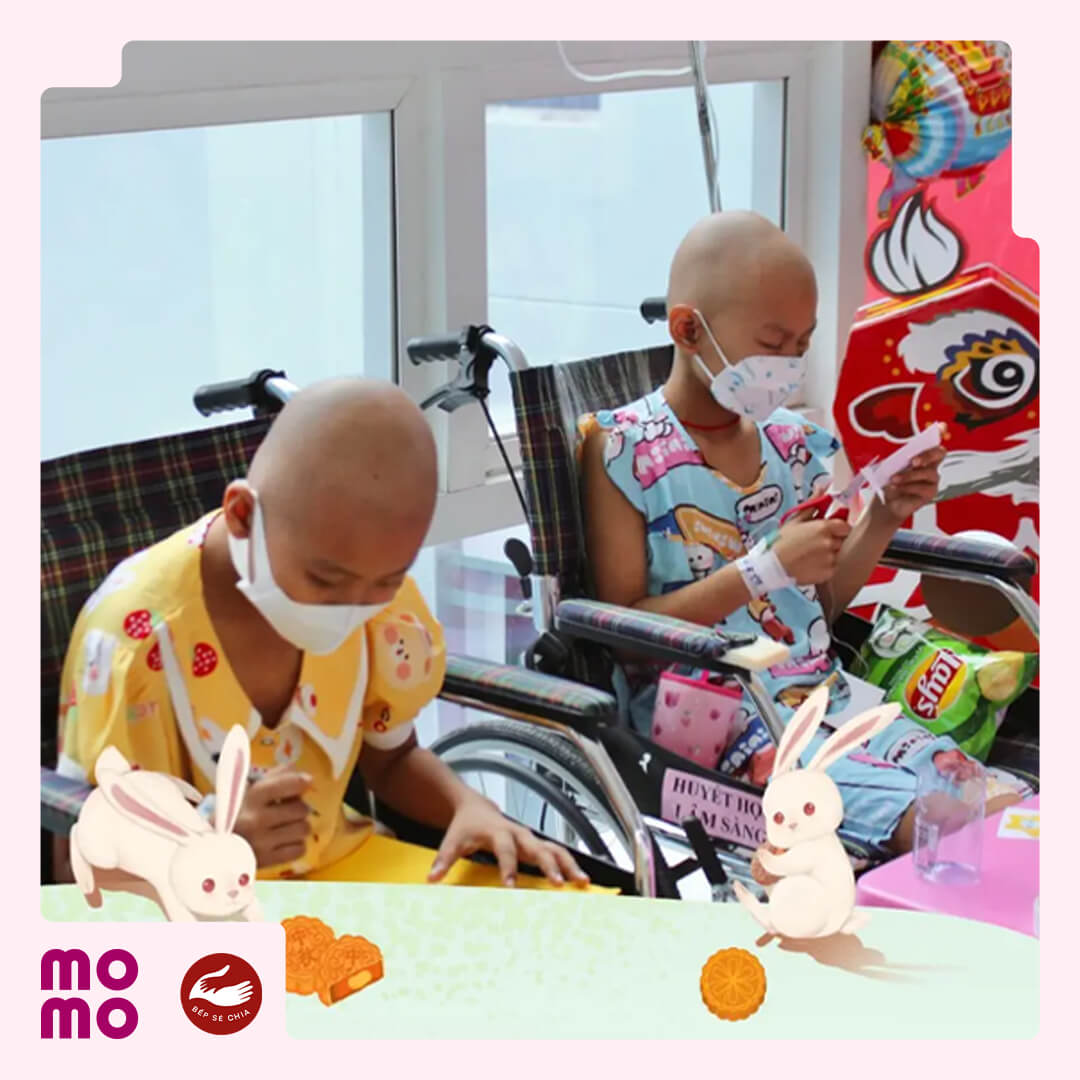 Trao suất ăn, hỗ trợ chi phí y khoa giúp trẻ ung thư ở BV Nhi đồng TP.HCM vững bước không gục ngã