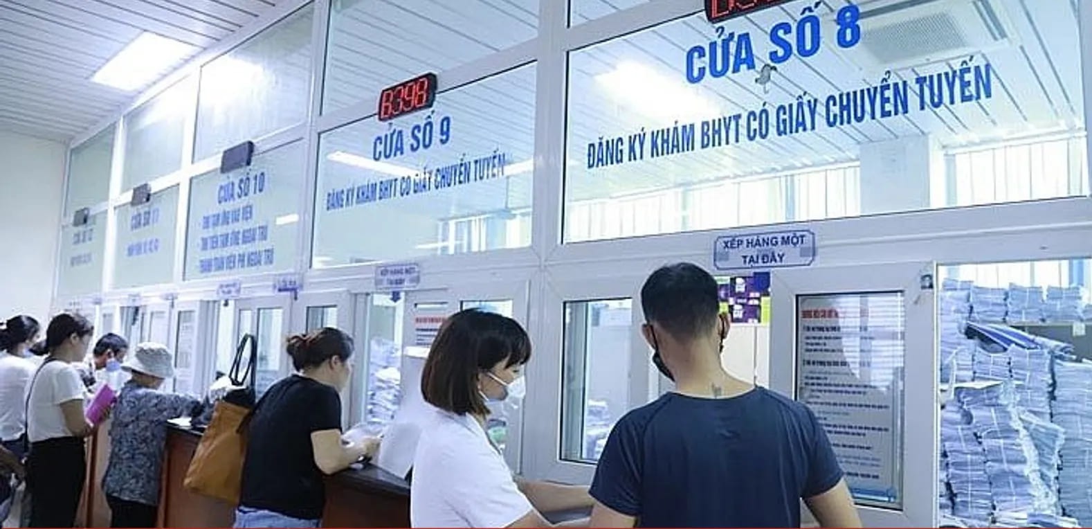 Trước khi xin giấy chuyển tuyến bảo hiểm y tế online, hãy liên hệ trước với cơ sở y tế đăng ký BHYT ban đầu để được hỗ trợ