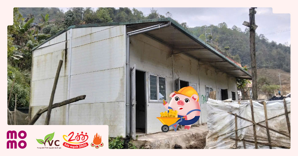 Dưới điều kiện thời tiết khắc nghiệt của vùng cao, các em học sinh phải học tập và sinh hoạt vô cùng khó khăn - 1