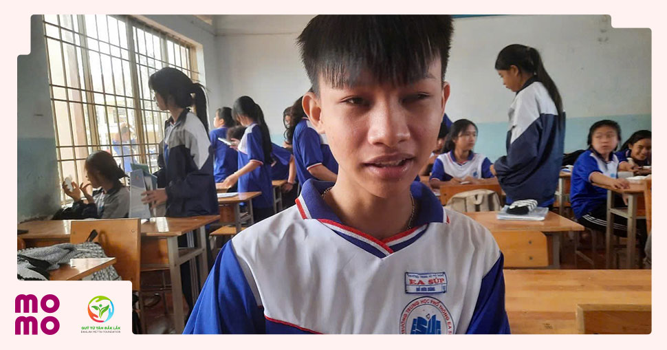 Dũng mong mỏi bản thân có thể được tiếp tục nhìn thấy ánh sáng, để tiếp tục hành trình tri thức