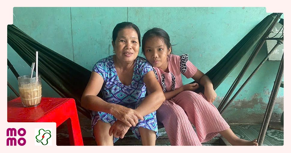 Em Dương và bà ngoại