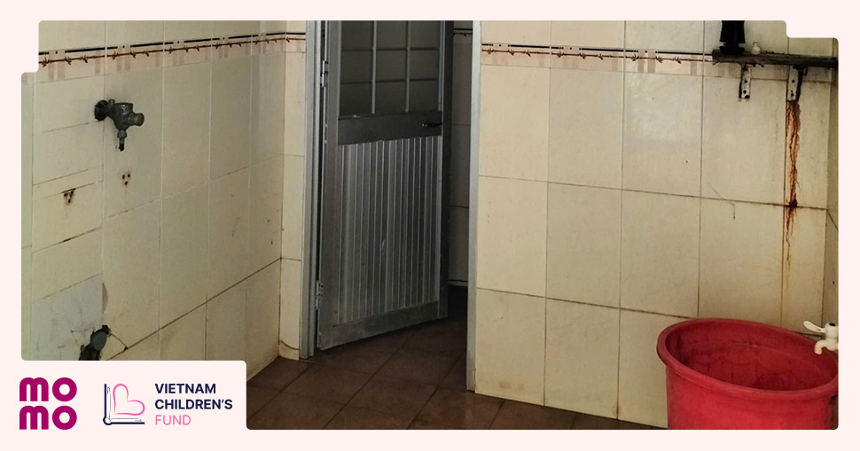 Gây quỹ mang nước sạch đến trường cho các em học sinh nghèo