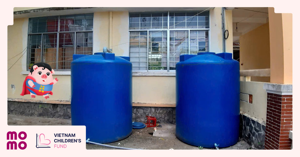 Các bồn chứa nước mưa dùng cho sinh hoạt cho học sinh tại nhiều trường trong khu vực Đồng bằng sông Cửu Long - 1
