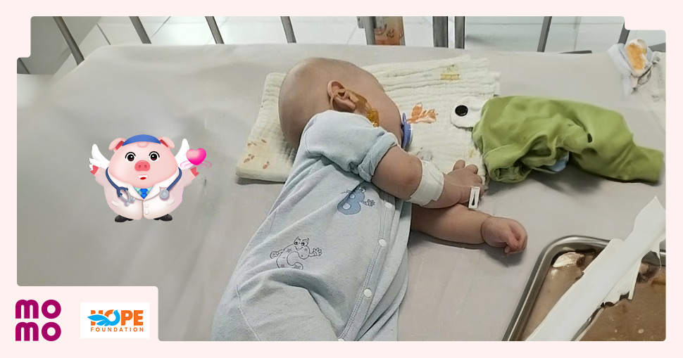 Bé Gia Phúc khi nằm tại BV Nhi Trung ương.