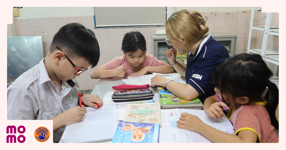 Chương trình “Học Cùng Em” hỗ trợ các em bổ sung kiến thức bị hổng do mất căn bản - 2