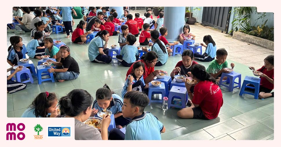 Có những bữa ăn đầy đủ dần trở nên xa xỉ đối với các em nhỏ tại Trường tình thương Ái Linh