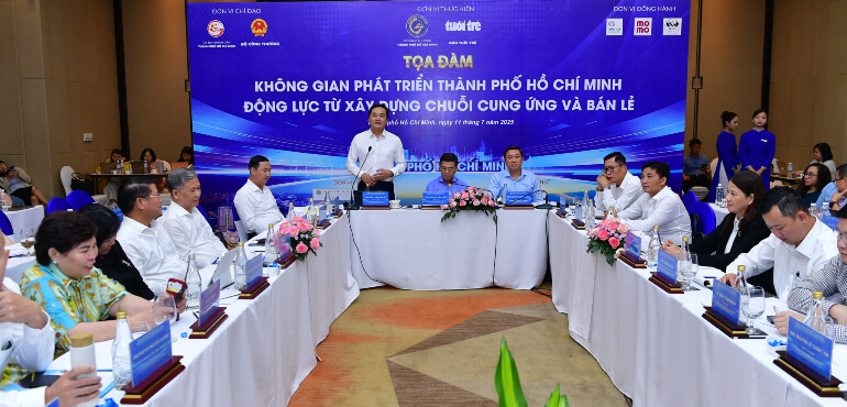 Bộ Giải Pháp Tài Chính Từ MoMo Giúp Tiểu Thương Gỡ Ba Nút Thắt: Thanh Toán – Vận Hành – Tín Dụng