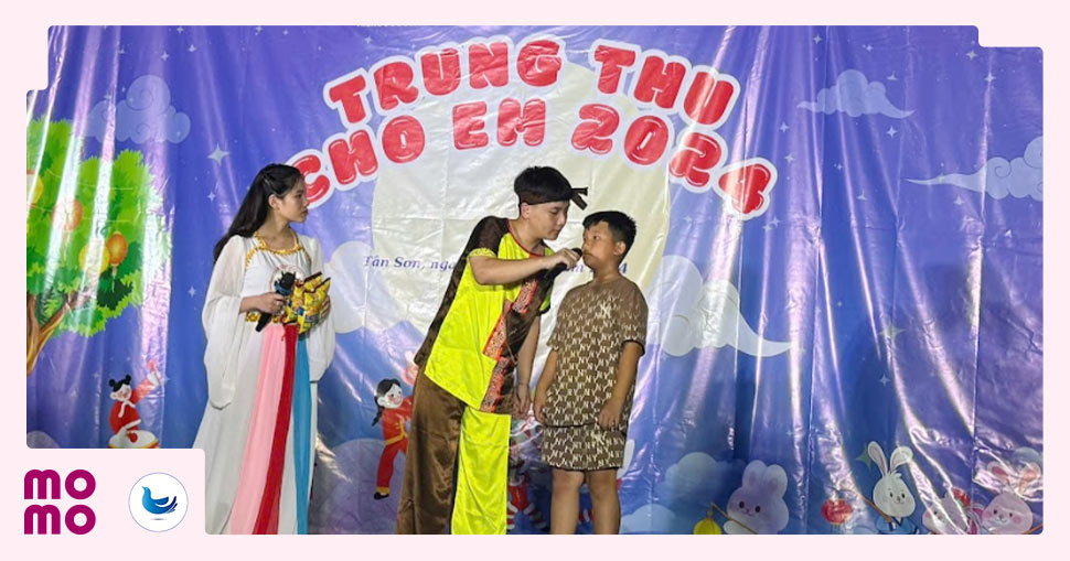 Trung Thu Cho Em 2024 đã trao quà và mang lại niềm vui về mùa Tết Đoàn Viên cho rất nhiều bạn nhỏ tại các vùng khó khăn - 2