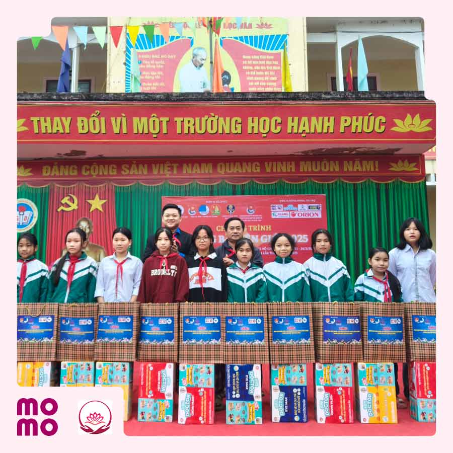 400 phần quà an sinh đã đến tay các em học sinh, gia đình chính sách có hoàn cảnh khó khăn tại Hà Tĩnh