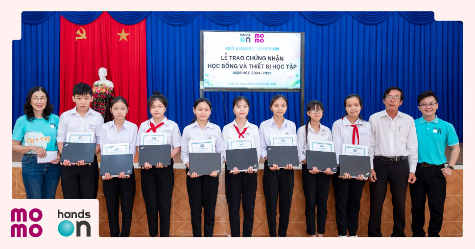 Các em sẽ được hỗ trợ toàn diện trong suốt 1 năm, với tài chính, kiến thức và kỹ năng