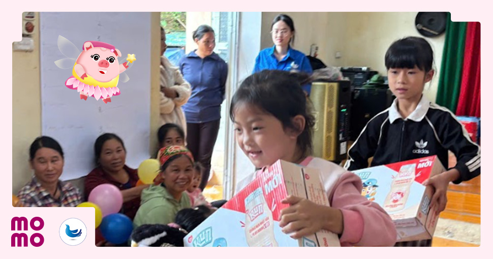 Tặng 53.000 ly sữa dinh dưỡng cho các em học sinh có hoàn cảnh khó khăn trên địa bàn tỉnh Hà Tĩnh và Lạng Sơn