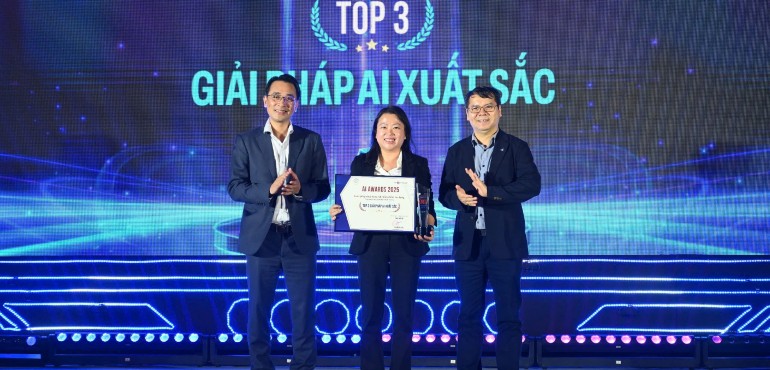 MoMo nhận cú đúp giải thưởng tại AI Awards 2025