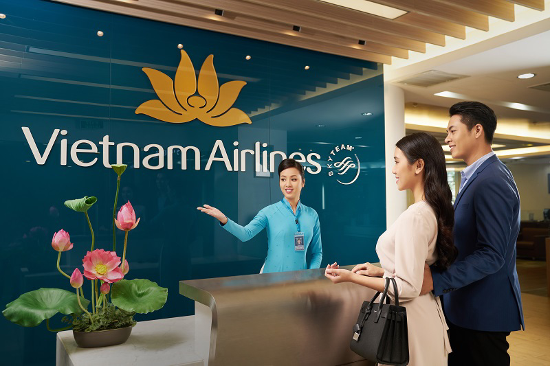Vietnam Airlines và Ví MoMo
