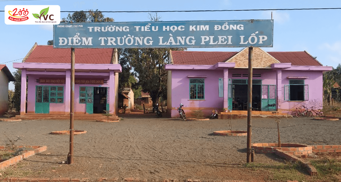Điểm trường thôn Plei Lốp phải mượn phòng của nhà văn hóa và trường mầm non, nhưng vẫn chưa đủ để phục vụ 134 em học sinh có đủ lớp học. Chung tay giúp đỡ ngay!