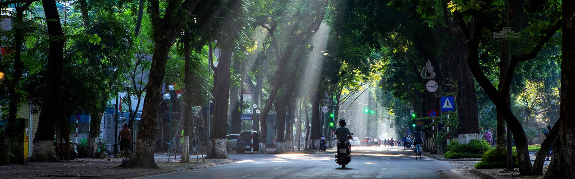 Khám phá thủ đô với trọn bộ kinh nghiệm du lịch Hà Nội tự túc từ MoMo
