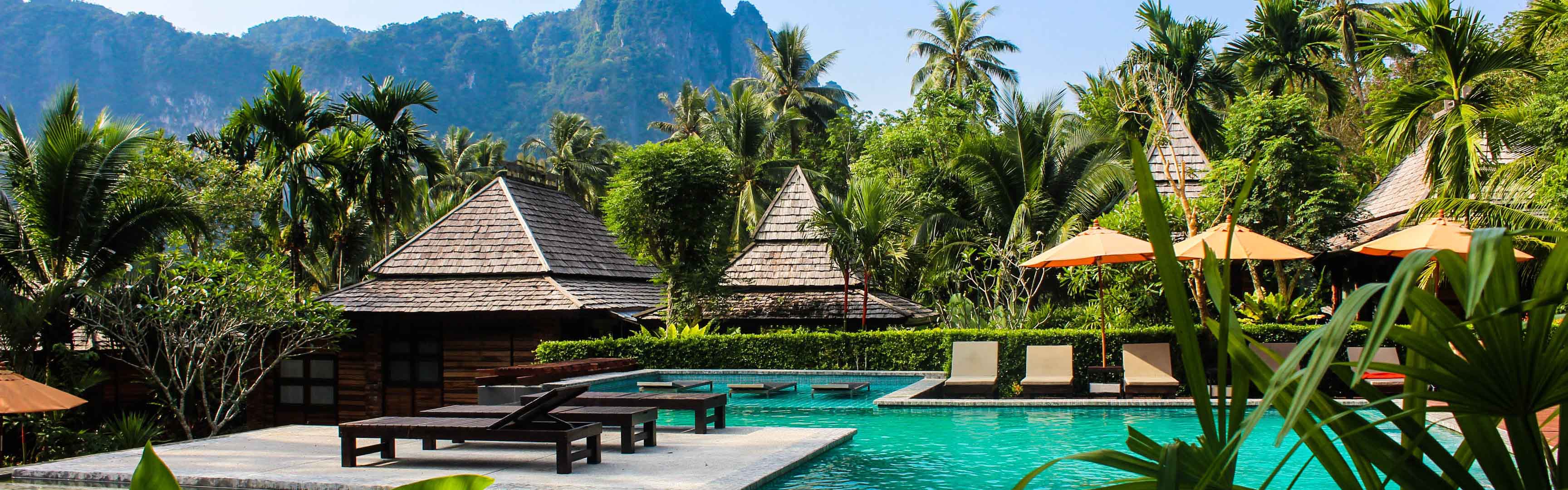Những địa điểm du lịch hot nhất tại Thái Lan - Cùng MoMo khám phá trọn vẹn xứ Chùa Vàng