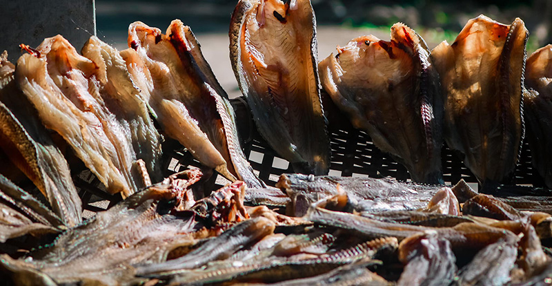 Khô cá lóc - món ngon đặc sản Đồng Tháp.