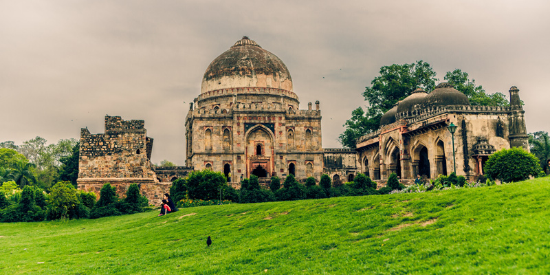 Khu vườn Lodhi - Một trong những thắng cảnh nổi tiếng của New Delhi