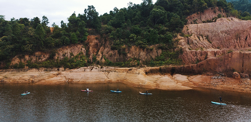 Chèo Kayak trên sông là một hoạt động thú vị tại Điện Biên.