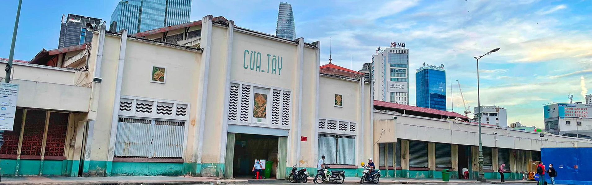 Khám phá chợ Bến Thành - biểu tượng bất hủ của Sài Gòn