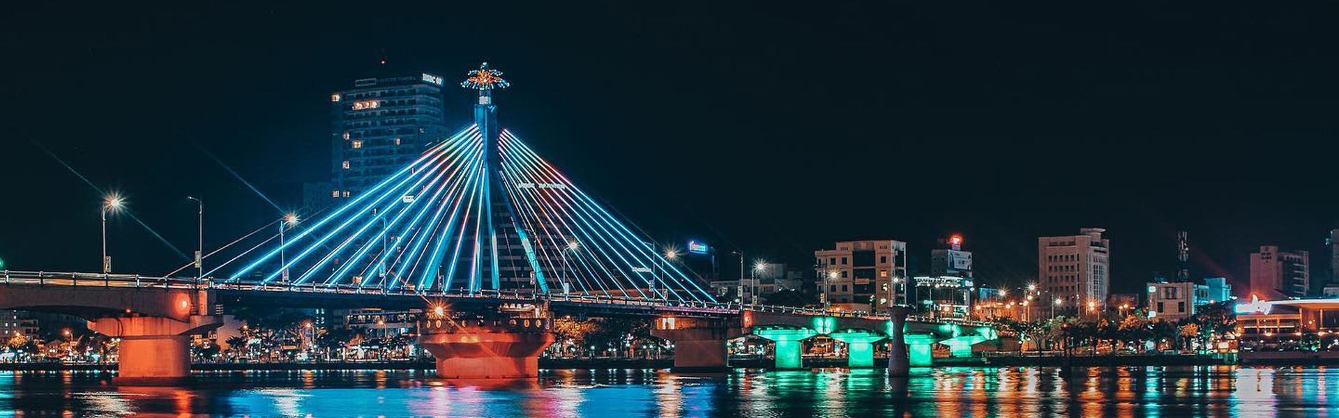 Chiêm ngưỡng cầu sông Hàn: biểu tượng tự hào của người dân Đà Nẵng