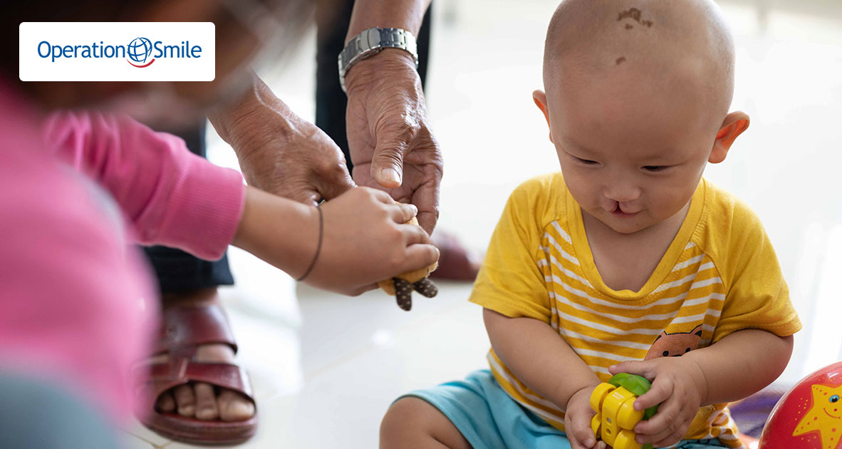 Chung tay mang lại nụ cười, thay đổi cuộc đời cho nhiều trẻ em Việt Nam hơn nữa