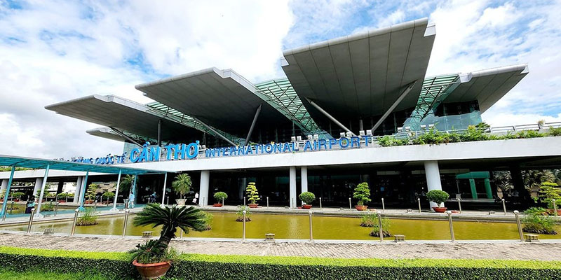 Sân bay Cần Thơ hiện đại khang trang nhìn từ bên ngoài