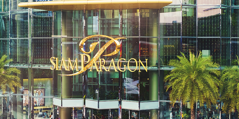 Siam Paragon - trung tâm mua sắm lớn nhất Thái Lan với diện tích đến 80.000 m2 cùng khoảng 250 thương hiệu bày bán