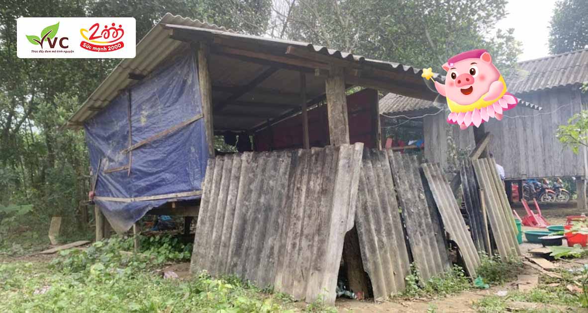 Căn nhà tạm bợ nơi em Hồ Quốc Khánh đang sống cùng mẹ và 3 anh em - 2
