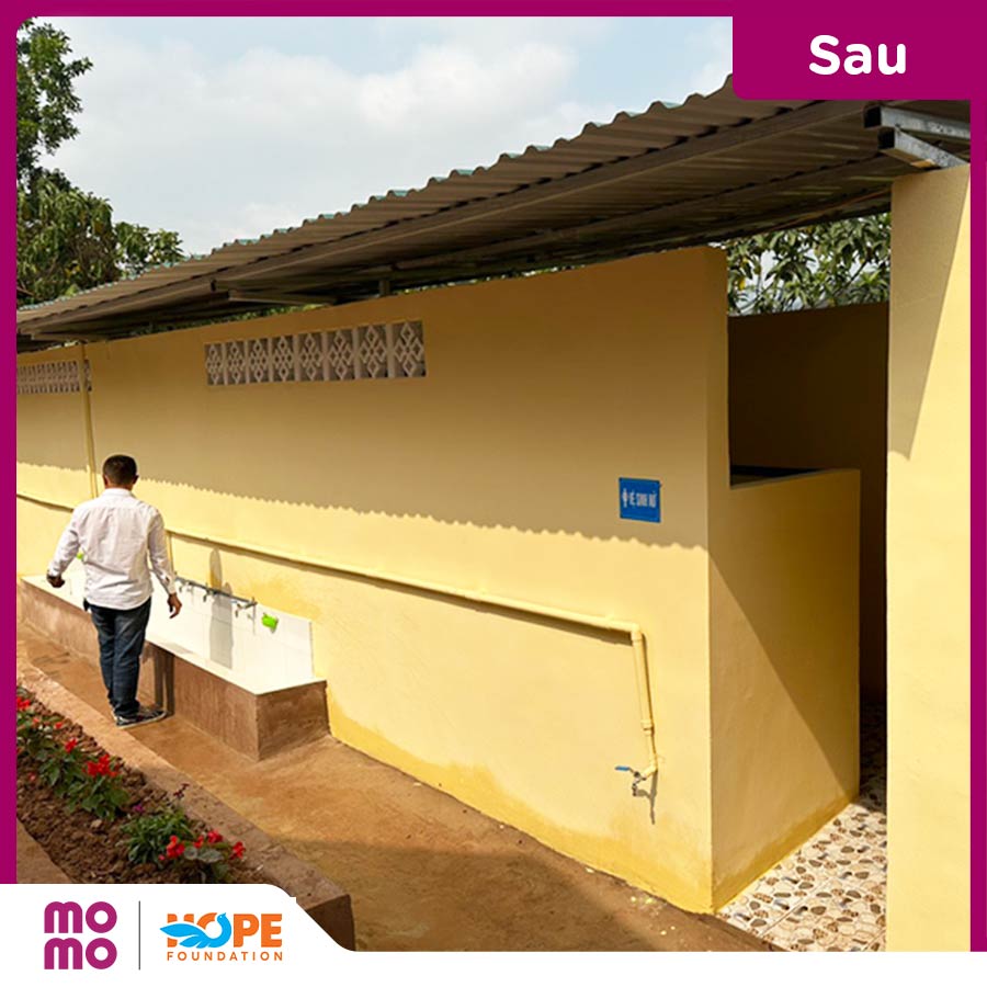 Hoàn thành xây mới 30 nhà vệ sinh học đường cho các em nhỏ Mường Nhé