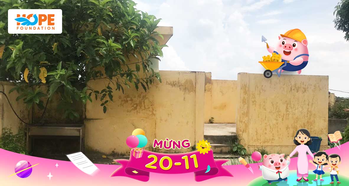 Khu nhà vệ sinh xuống cấp ở một trường học tại huyện Hưng Hà, Thái Bình