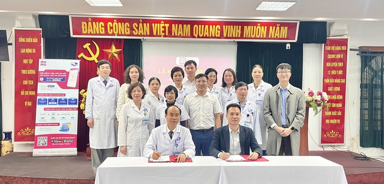 MoMo ký kết hợp tác Bệnh viện Mắt Hà Nội, đẩy mạnh thanh toán không tiền mặt
