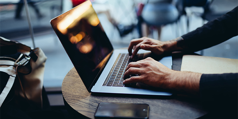 mua trả góp laptop