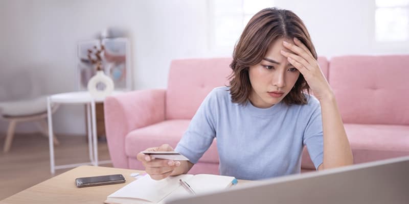 nợ quá hạn thẻ tín dụng