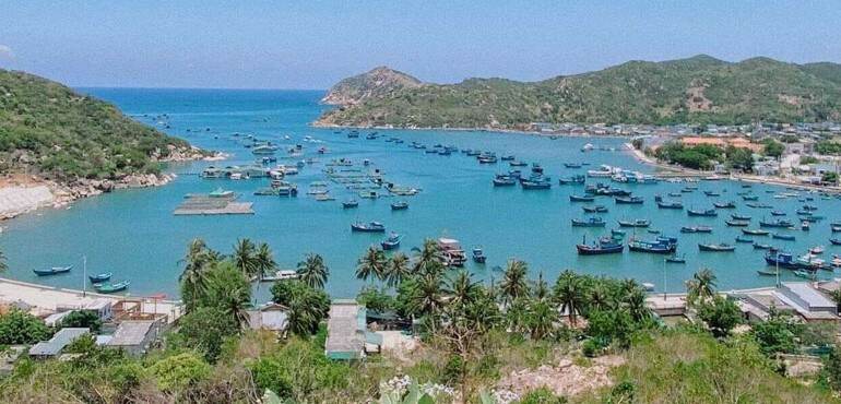 Kinh nghiệm du lịch Ninh Thuận chinh phục biển xanh, cát vàng