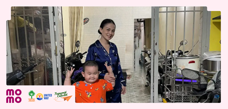 Trao giấy khai sinh - trao khởi đầu mới cho 20 em nhỏ