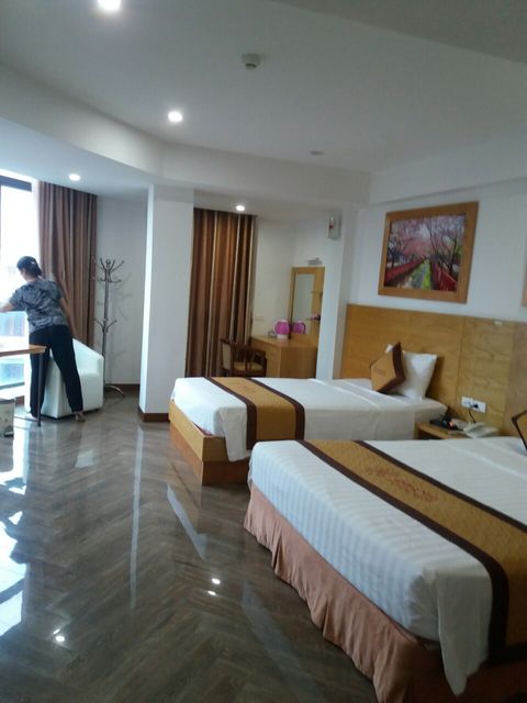 4M HOTEL