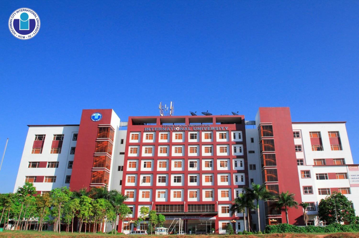 Ngoại cảnh - mặt tiền - Đại học Quốc tế IU (ĐHQG TP.HCM)