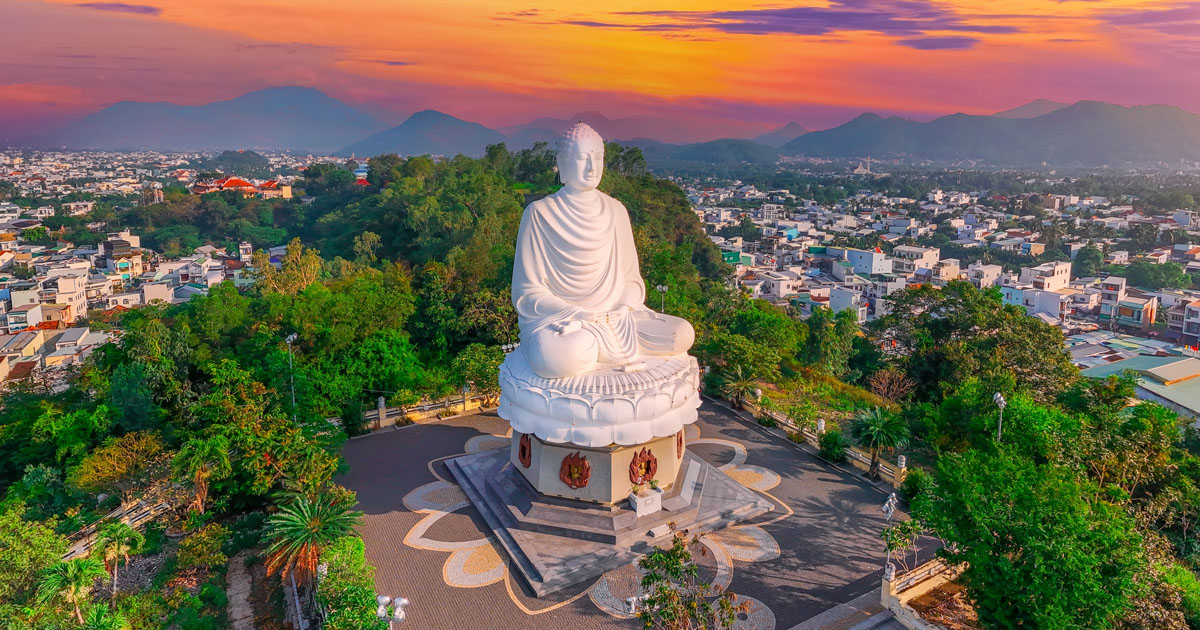 Top 10 ngôi chùa đẹp nhất Việt Nam cho chuyến hành hương Vu Lan